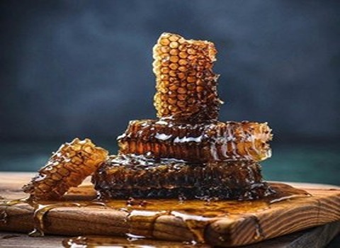 خرید عسل با موم سیاه + قیمت  فروش استثنایی